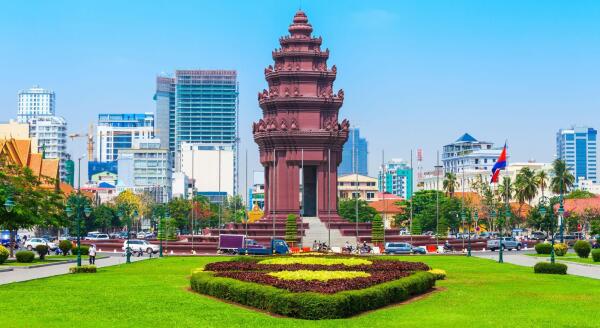 Day 4: TRAVEL FROM SIEM REAP TO PHNOM PENH BY BUS (B) PRIVATE TOUR - travel-from-siem-reap-to-phnom-penh-by-bus-b-private-tour-w8OvRrNZ.jpg