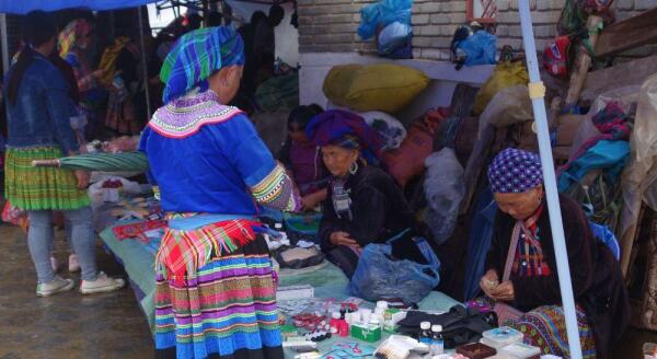 Day 9: BAC HA MARKET - HANOI (B) PRIVATE TOUR - bac-ha-market-hanoi-b-private-tour-pGYAXQHl.jpg