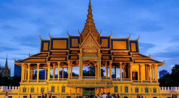 Day 2: PHNOM PENH EXPLORATION - VISIT ROYAL PALACE AND S-21 PRISON (B) - phnom-penh-exploration-visit-royal-palace-and-s-21-prison-b-zPqWHIDT.jpg