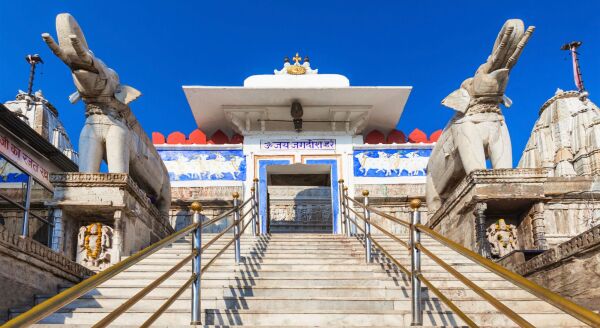 Day 5: Udaipur Sightseeing – The City of Lakes - udaipur-sightseeing-the-city-of-lakes-FRgukBBe.jpg
