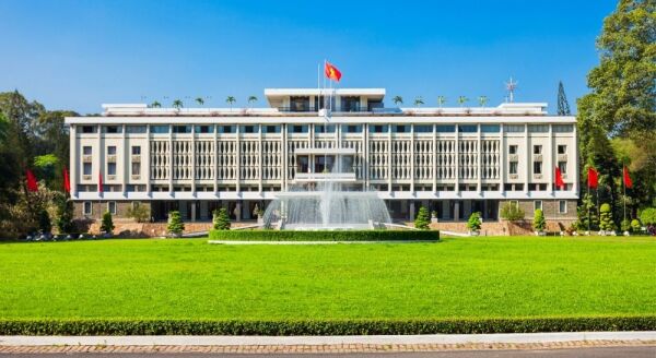 Day 8: WELCOME TO VIETNAM – HOCHIMINH CITY ARRIVAL - welcome-to-vietnam-hochiminh-city-arrival-heKNhQ72.jpg