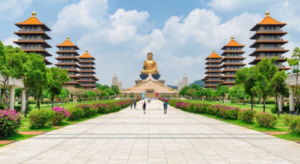 Day 6: Day Trip to Kaohsiung – Art, Faith & City Vibes - day-trip-to-kaohsiung-art-faith-city-vibes-S8tvj4pz.jpg