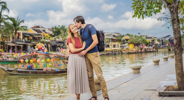 Day 6: HA LONG BAY – HANOI – HOI AN (B/Br) - ha-long-bay-hanoi-hoi-an-bbr-z9rwgNtb.jpg