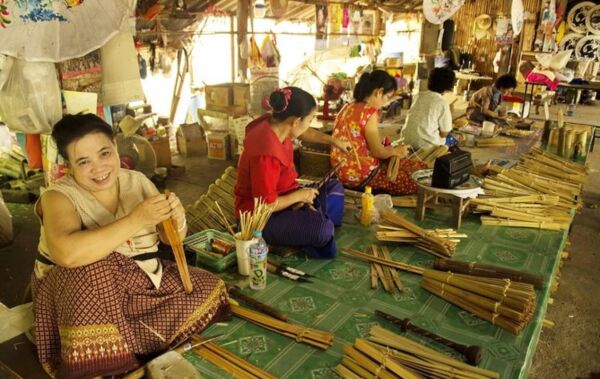 Day 6: Chiang Mai Craft Traditions & Cultural Reflection (B/L) - chiang-mai-craft-traditions-cultural-reflection-bl-fbik9Rvc.jpg