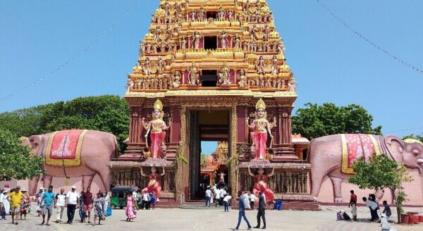 Day 3: JAFFNA: TEMPLES, SHRINES & COLONIAL FORTIFICATIONS (B, L, D) - jaffna-temples-shrines-colonial-fortifications-b-l-d-H6IkCken.jpg