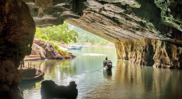Day 14: CAVE TREKKING ADVENTURE: TU LAN, KIM CAVE & HUNG TON CAVE (B/L/D) - cave-trekking-adventure-tu-lan-kim-cave-hung-ton-cave-bld-I2Hrz6jo.jpg